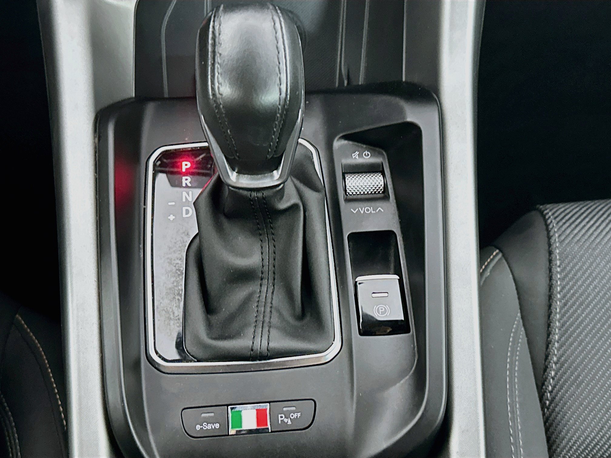 Used 2024 Alfa Romeo Tonale Ti AWD/4WD image 25