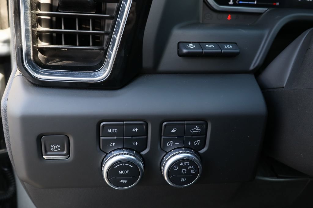 Used 2023 GMC Sierra 1500 Denali w/ Technology Package image 12