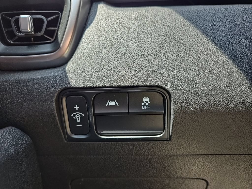 Used 2023 Kia Sorento LX AWD/4WD image 20