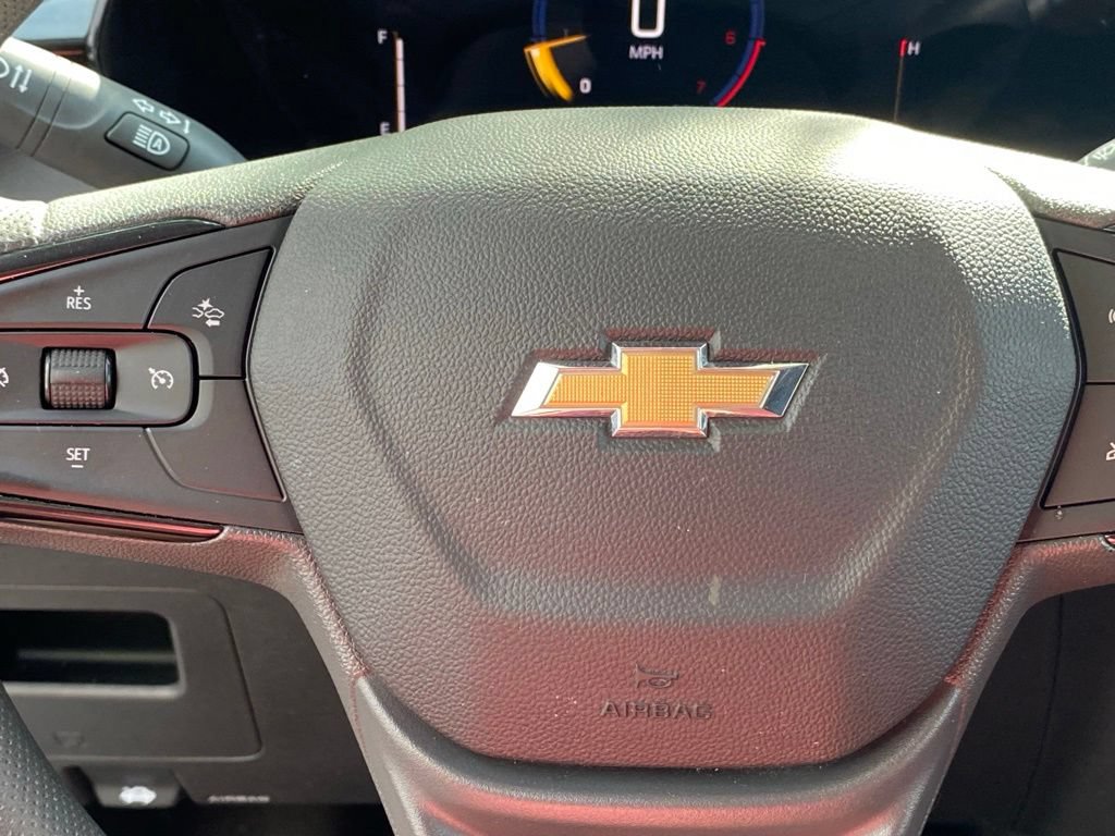Used 2025 Chevrolet TrailBlazer LT w/ Driver Confidence Package AWD/4WD image 19