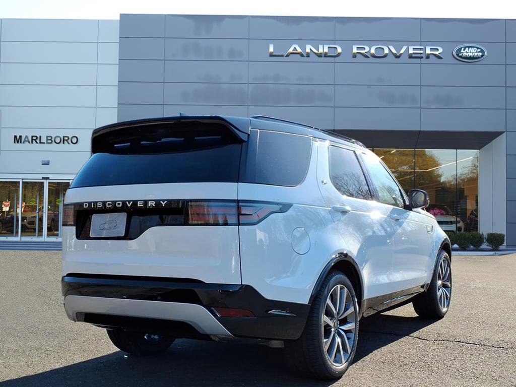 New 2026 Land Rover Discovery Limited Edition AWD/4WD image 2
