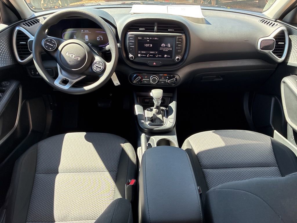 Certified 2025 Kia Soul LX FWD image 16