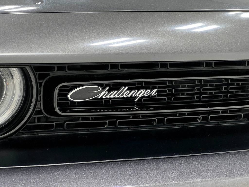 Used 2016 Dodge Challenger R/T Scat Pack RWD image 41