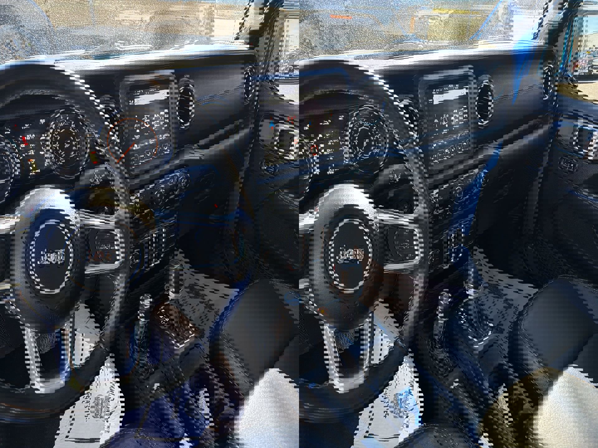 Used 2021 Jeep Gladiator Overland w/ Popular Equipment Package image 11