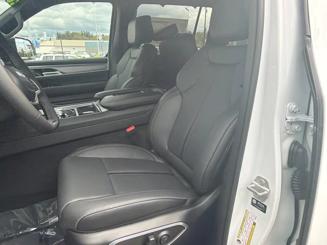 New 2026 Jeep Grand Wagoneer Limited AWD/4WD image 22