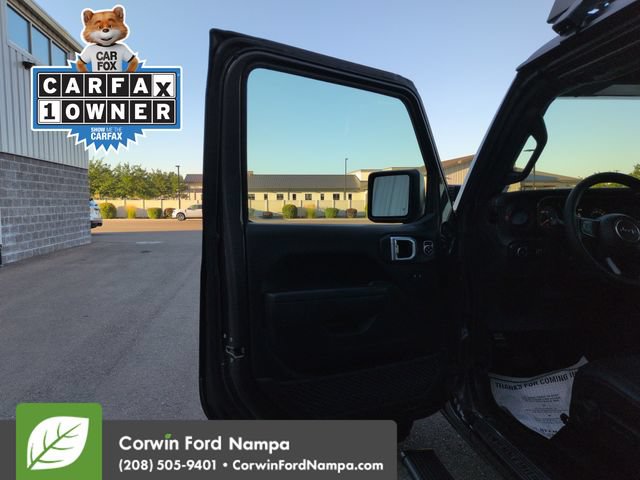 Used 2024 Jeep Wrangler Unlimited Rubicon AWD/4WD image 10