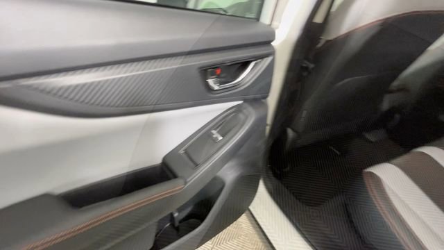 Used 2023 Subaru Crosstrek 2.5i Limited AWD/4WD image 17