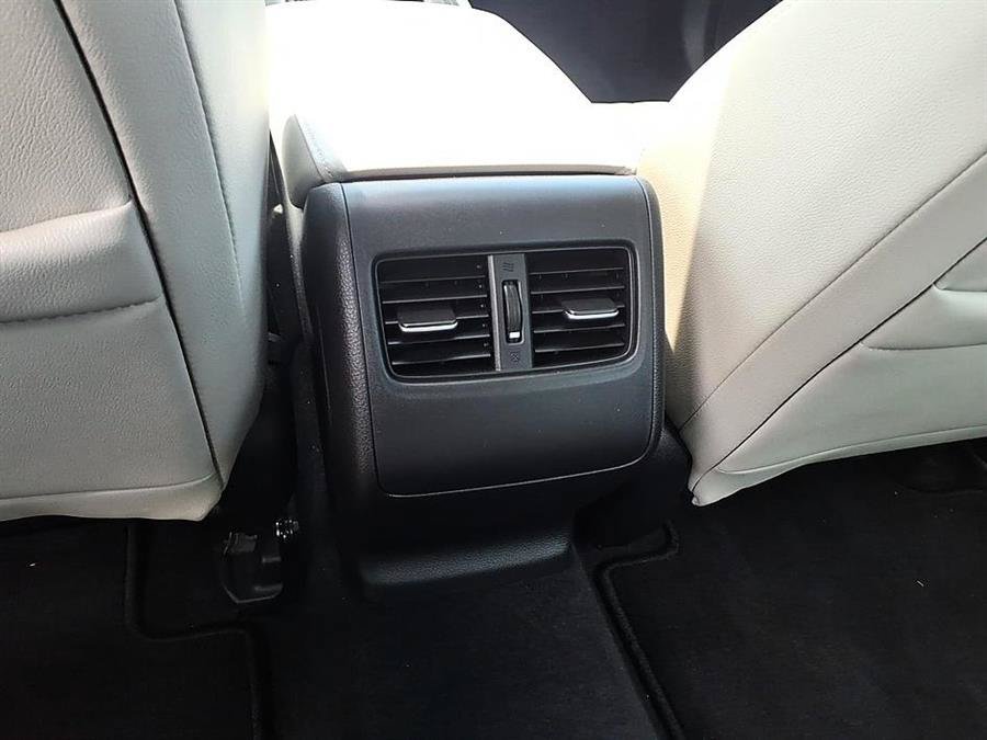 Used 2018 Honda Accord EX-L image 13