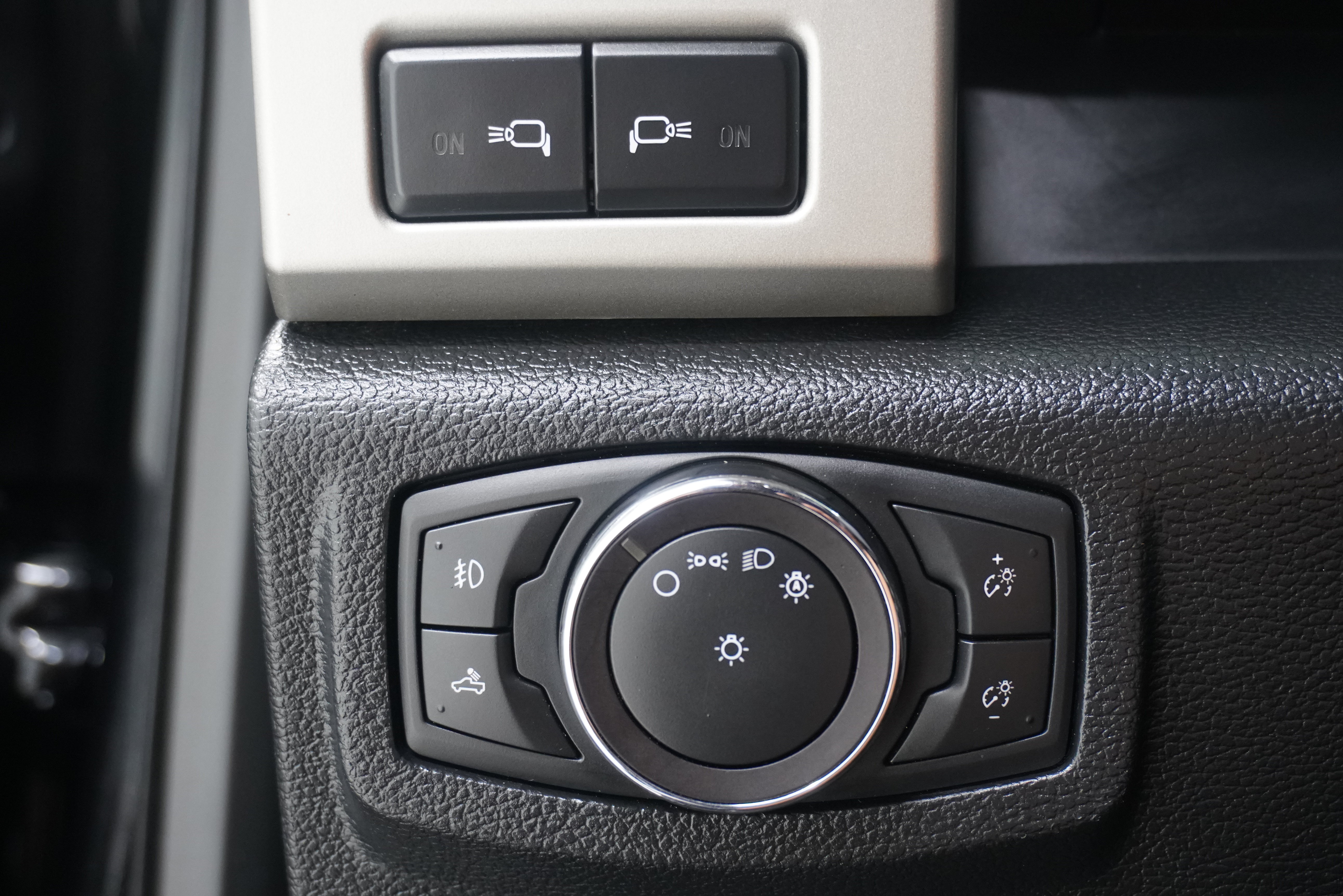 Used 2019 Ford F450 Lariat w/ Lariat Value Package AWD/4WD image 28