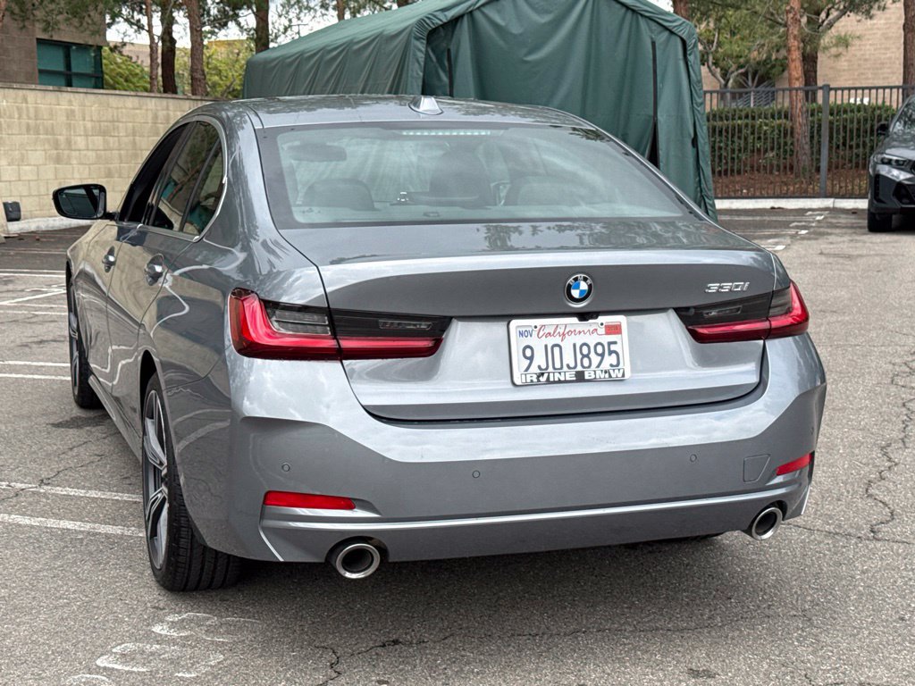 Used 2024 BMW 330i Sedan w/ Convenience Package RWD image 11