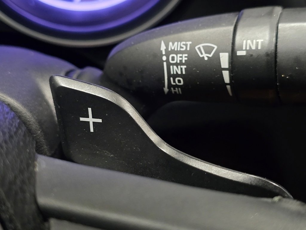 Used 2018 Toyota Camry SE image 29