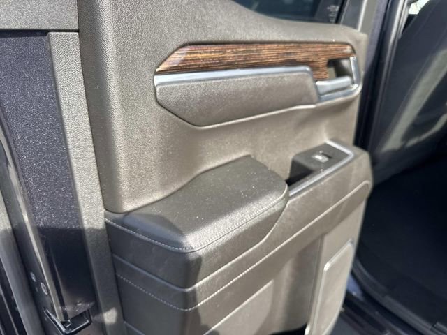 Used 2023 GMC Sierra 1500 Elevation image 23