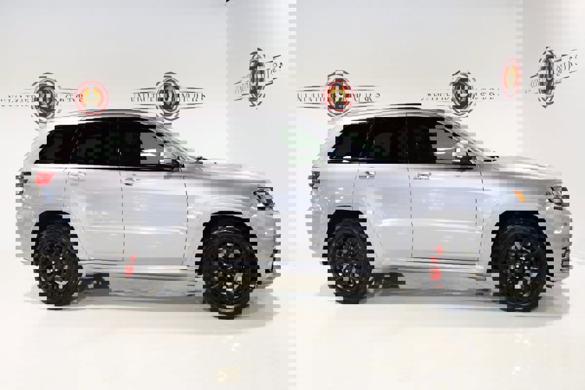 Used 2021 Jeep Grand Cherokee SRT w/ Trailer Tow Group IV image 5