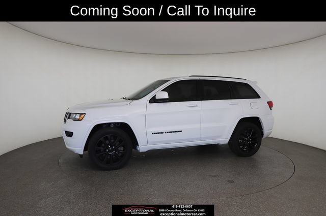 Used 2020 Jeep Grand Cherokee Altitude AWD/4WD image 5