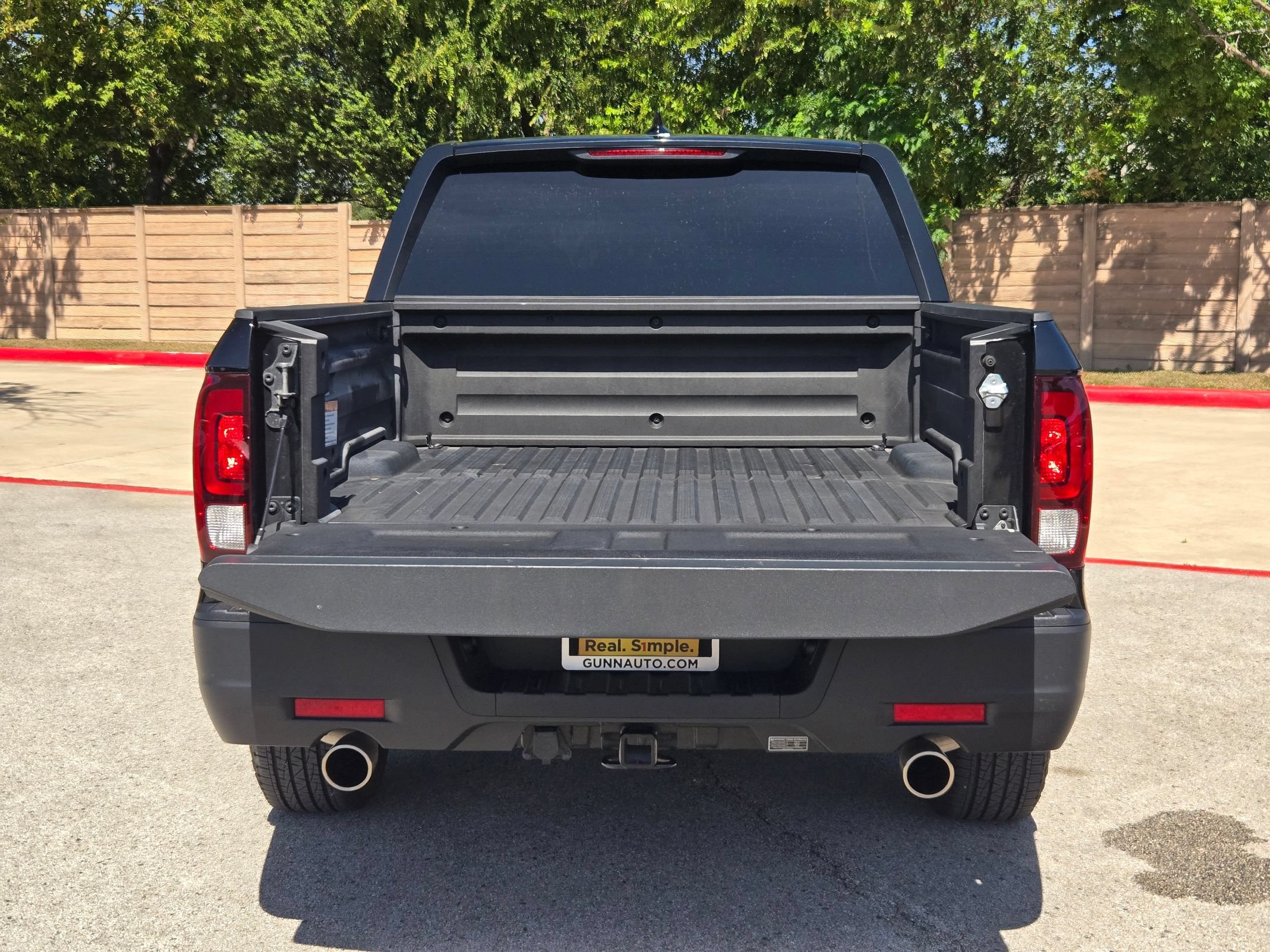 Used 2025 Honda Ridgeline Sport image 24
