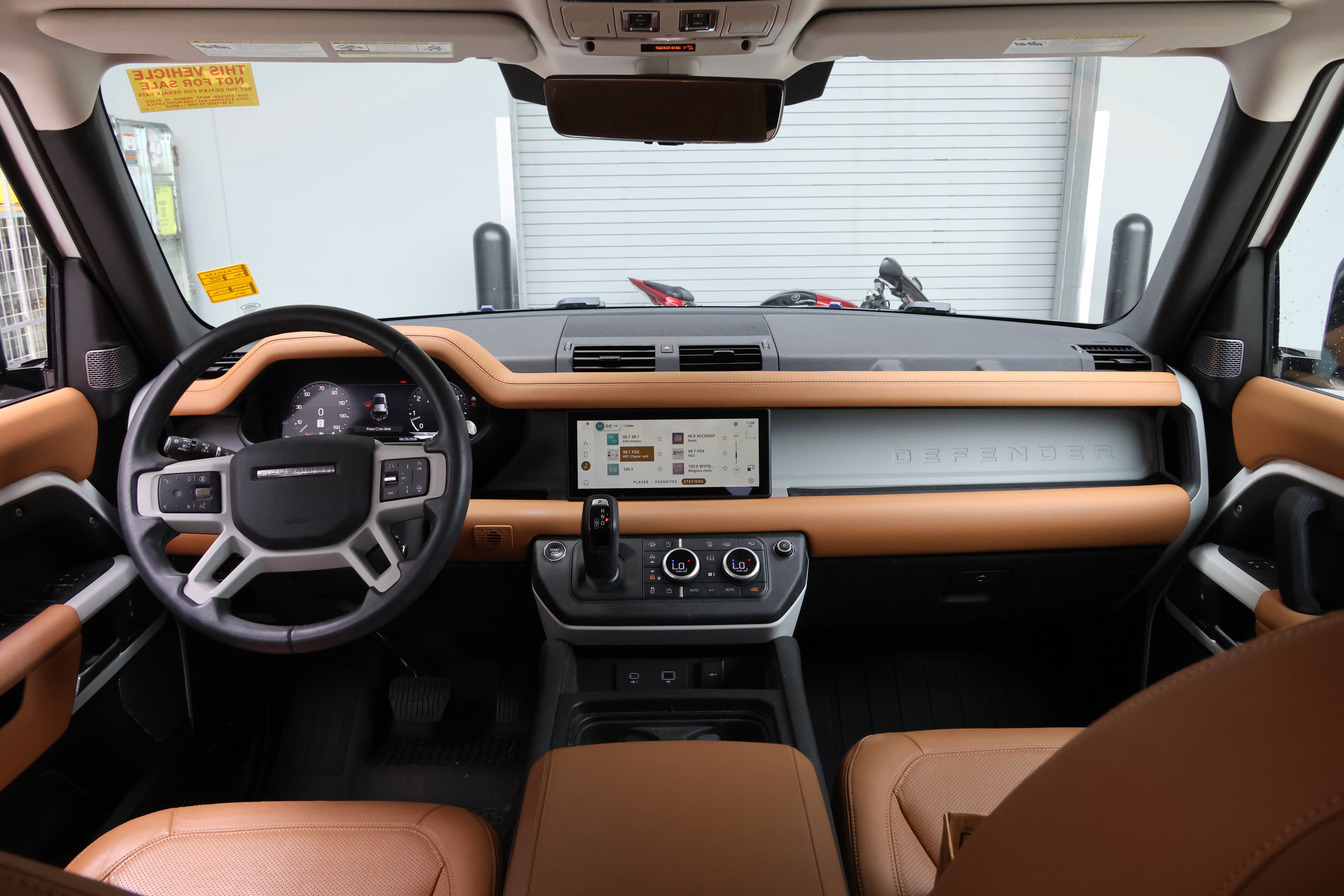 Used 2024 Land Rover Defender 110 S AWD/4WD image 15
