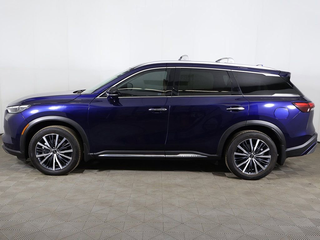 Used 2023 INFINITI QX60 Sensory w/ Cargo Package image 23