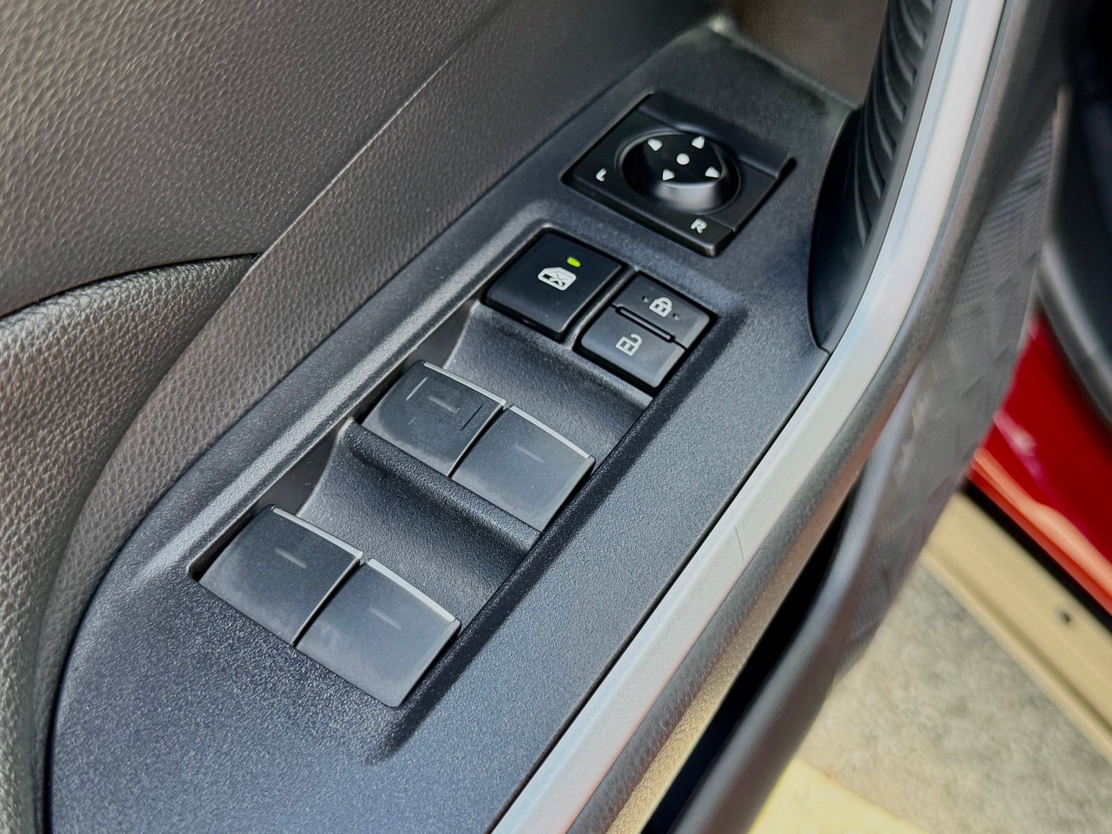 Used 2025 Toyota RAV4 XLE Premium w/ Weather Package FWD image 21