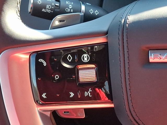 Used 2025 Land Rover Range Rover Long Wheelbase Autobiography image 26