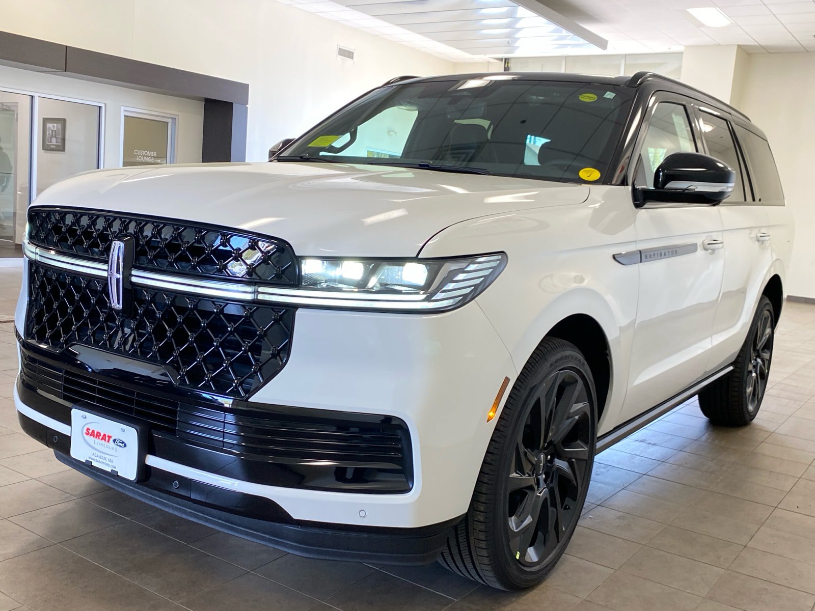 New 2026 Lincoln Navigator Black Label AWD/4WD image 4