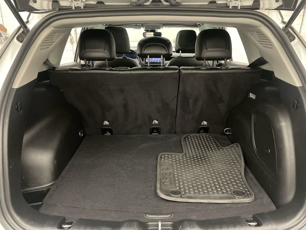 Used 2022 Jeep Compass Trailhawk w/ Sun and Sound Group AWD/4WD image 20
