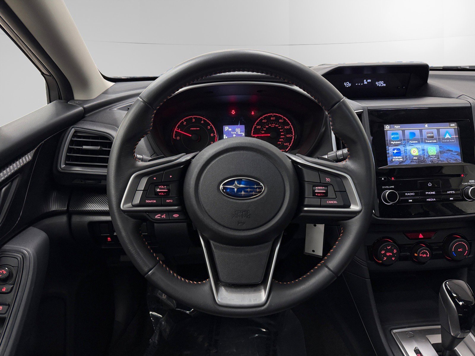 Used 2019 Subaru Crosstrek 2.0i Premium w/ Moonroof Package AWD/4WD image 12