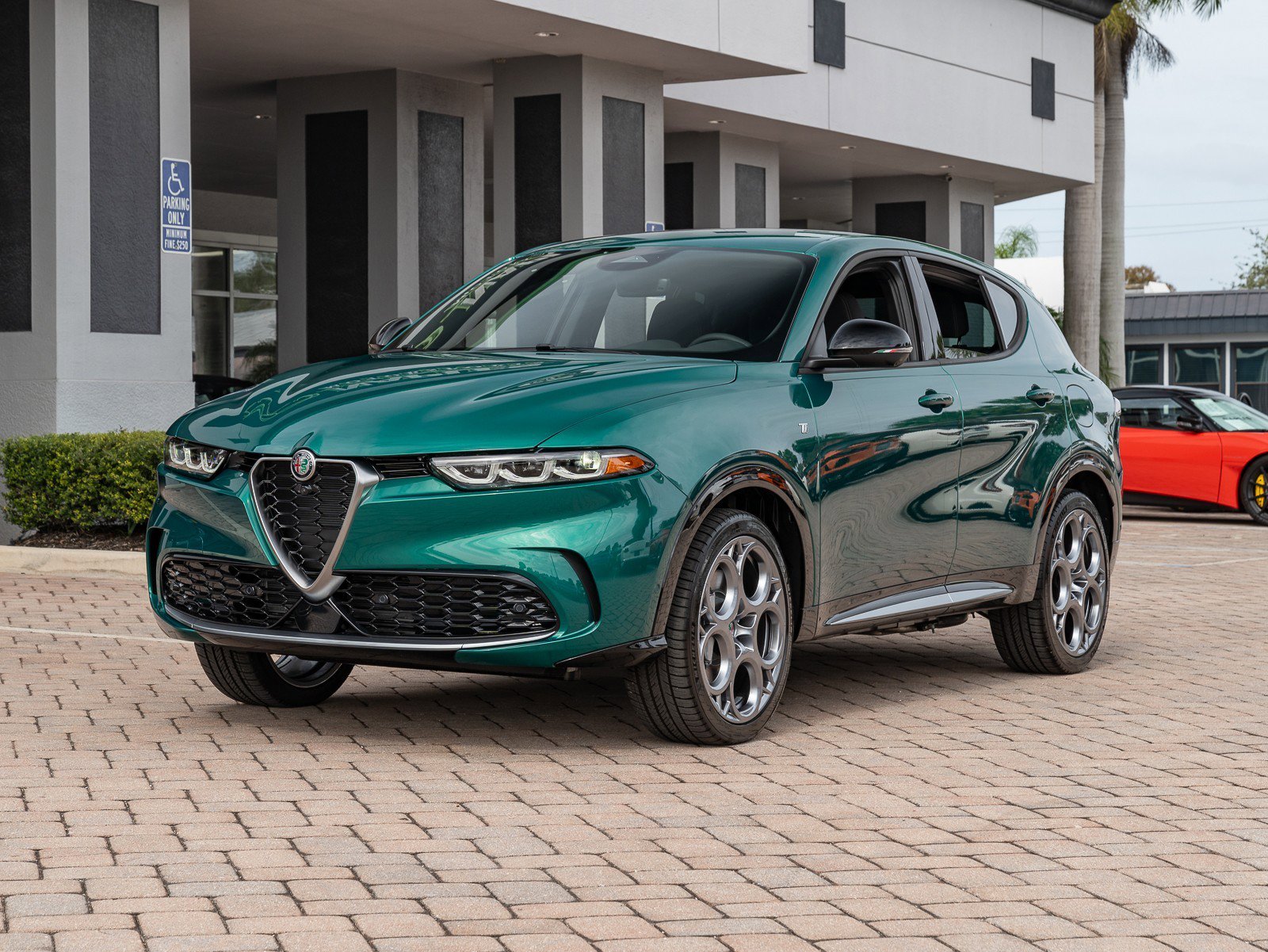 New 2024 Alfa Romeo Tonale Ti w/ Active Assist Package image 21