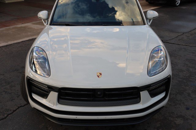 Used 2023 Porsche Macan S image 9