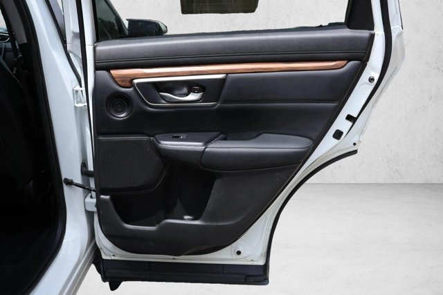 Used 2020 Honda CR-V Touring image 28