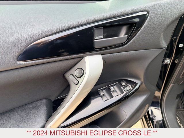 Used 2024 Mitsubishi Eclipse Cross LE image 15