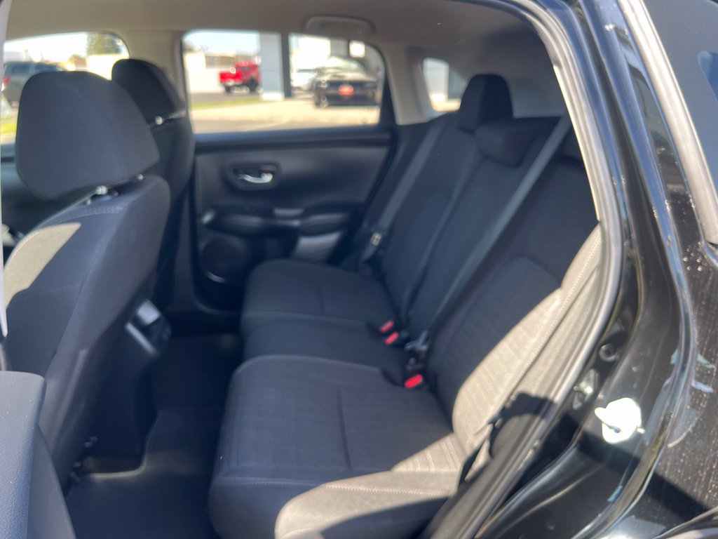 Used 2025 Honda HR-V LX image 24