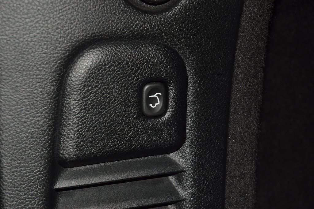 Used 2022 Dodge Durango SRT w/ Premium Interior Group image 28