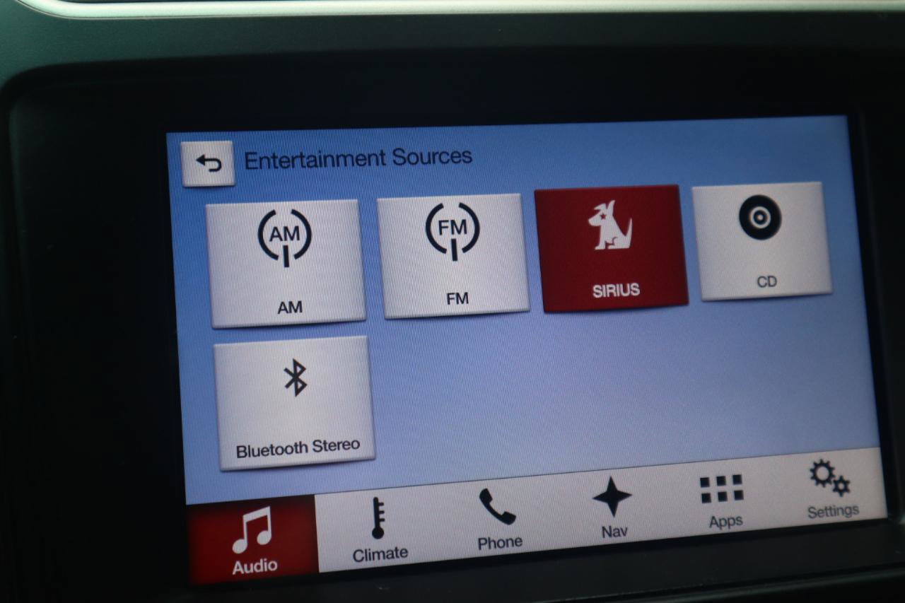 Used 2017 Ford Explorer XLT w/ Equipment Group 201A AWD/4WD image 71