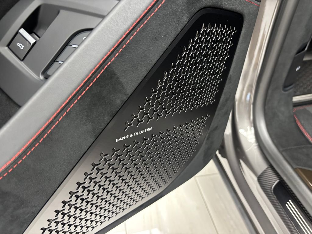 Used 2023 Lamborghini Urus Performante image 57