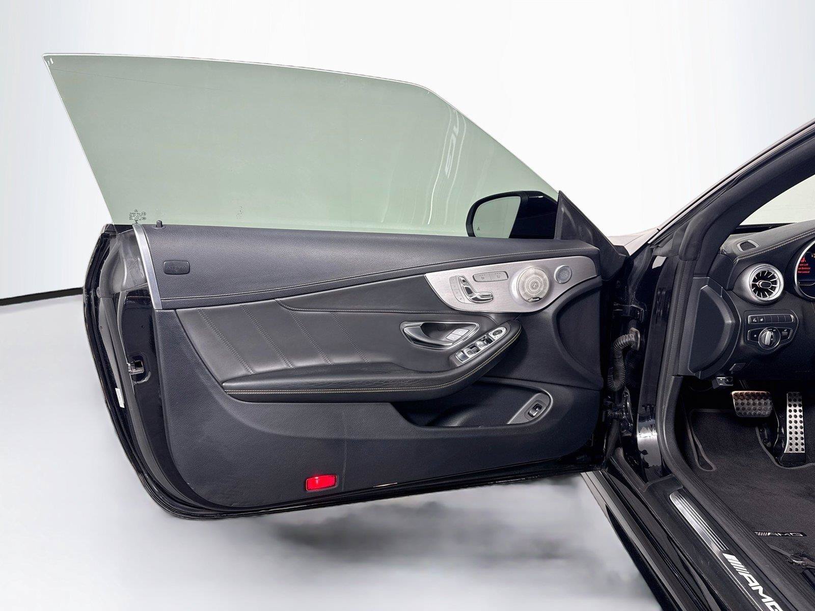 Used 2020 Mercedes-Benz C 63 AMG Cabriolet image 9