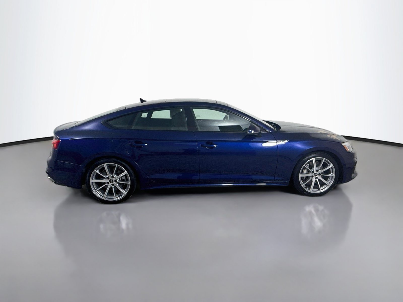 Used 2025 Audi A5 2.0T Premium w/ Convenience Plus Package AWD/4WD image 8