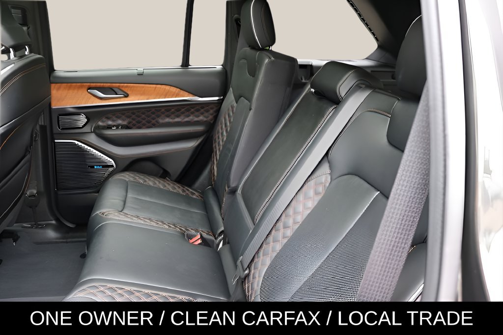 Used 2023 Jeep Grand Cherokee Summit AWD/4WD image 70