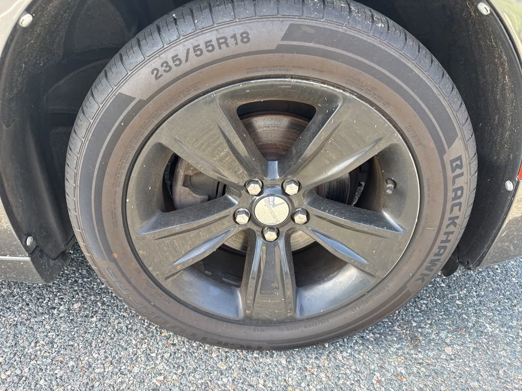 Used 2017 Dodge Charger SXT image 18