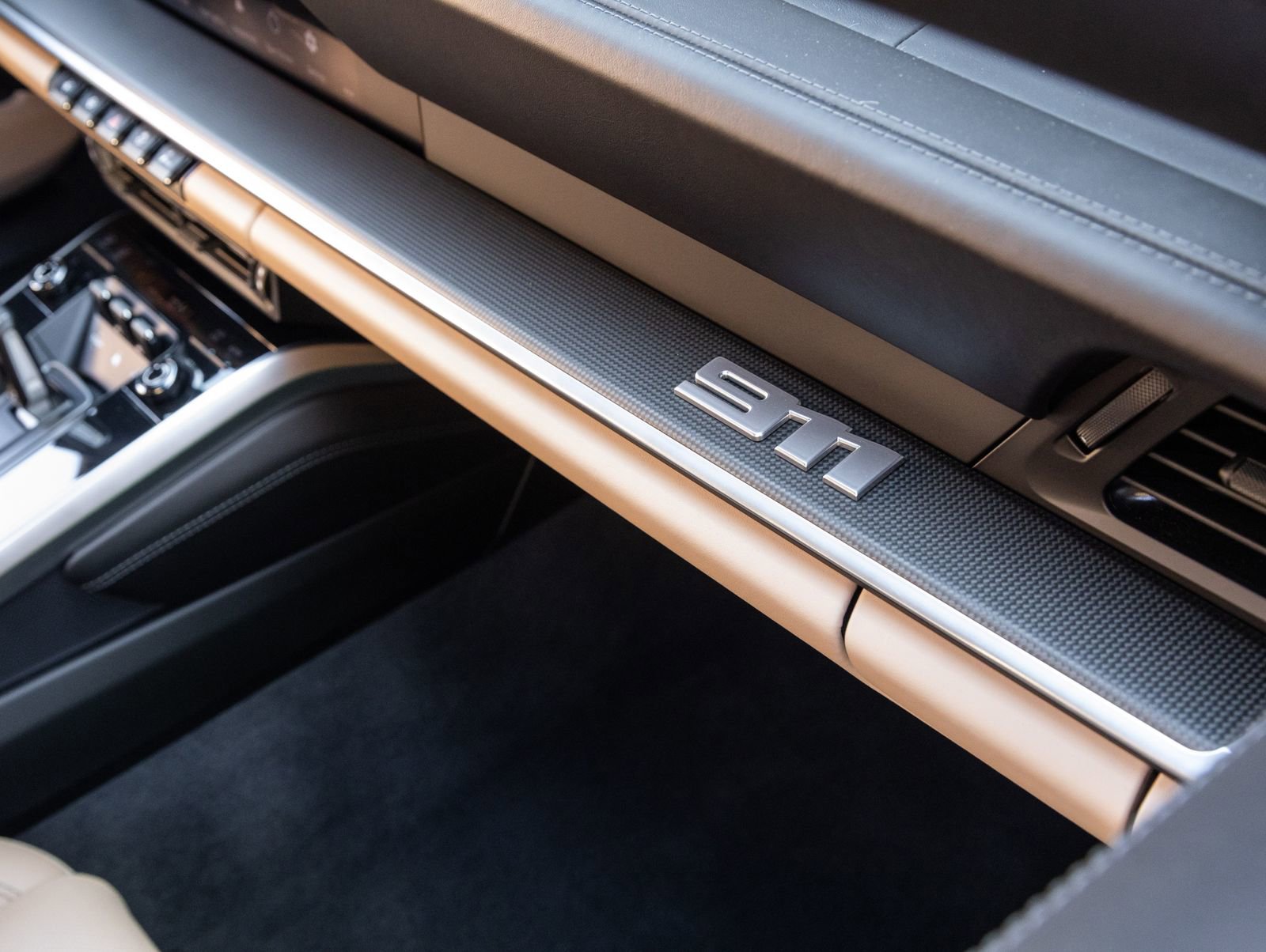 Certified 2024 Porsche 911 Turbo S image 34