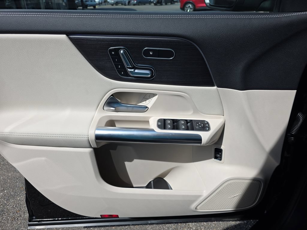 New 2026 Mercedes-Benz GLA 250 4MATIC image 19