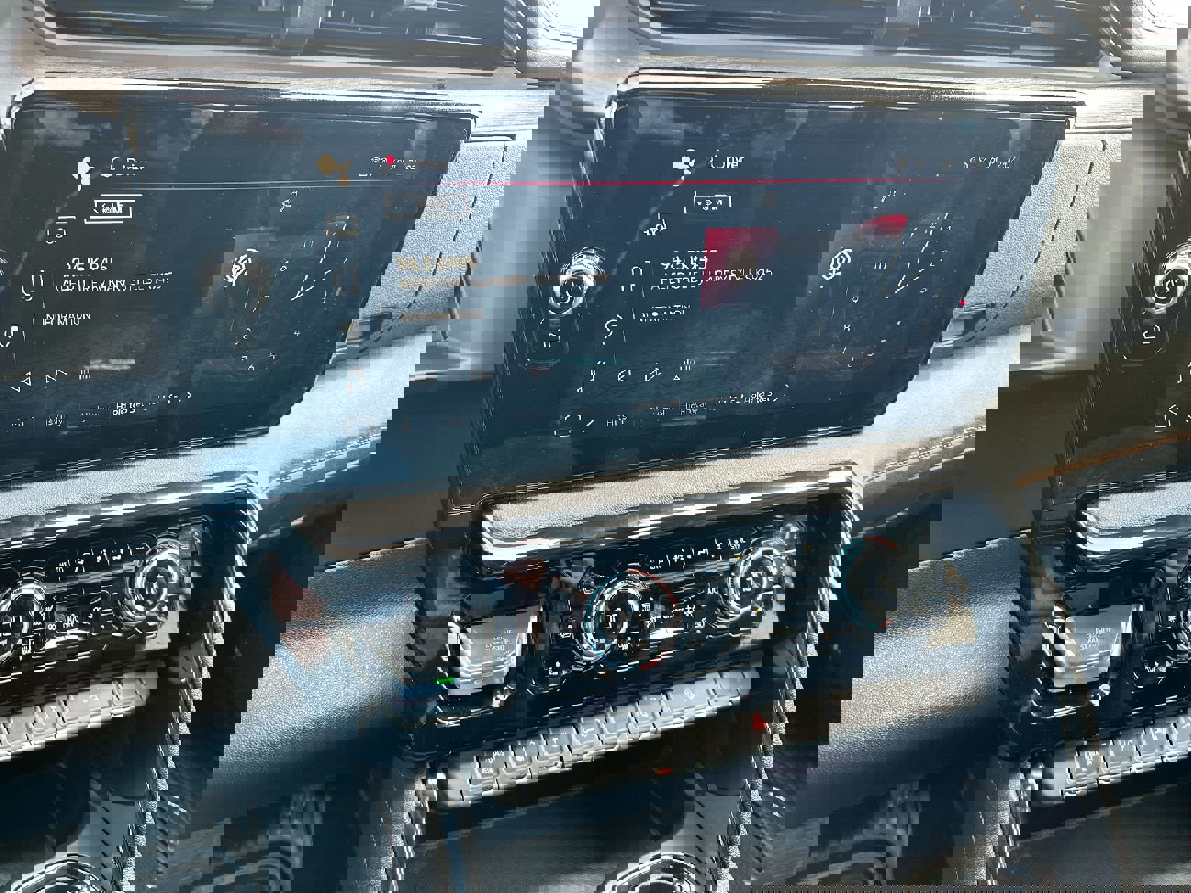 Used 2024 GMC Sierra 2500 AT4 w/ AT4 Premium Plus Package image 16