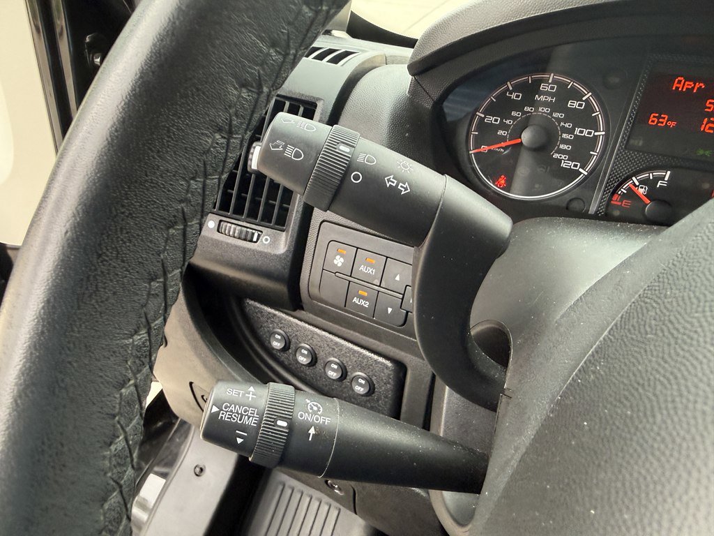 Used 2021 RAM ProMaster 2500 w/ Premium Appearance Group FWD image 17