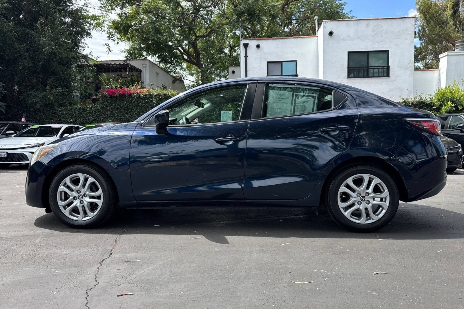 Used 2016 Scion iA FWD image 7