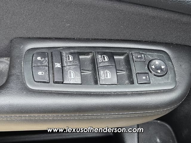 Used 2015 Chrysler 200 Limited w/ Convenience Group FWD image 20
