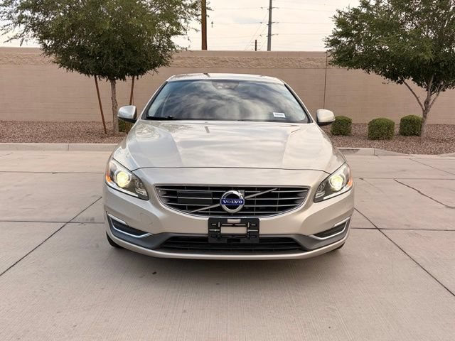Used 2017 Volvo S60 T5 Inscription Platinum FWD image 2