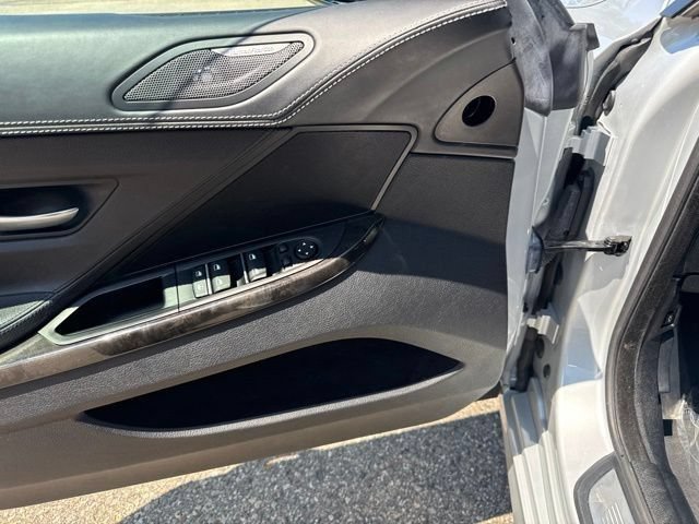 Used 2016 BMW 640i Gran Coupe xDrive AWD/4WD image 19