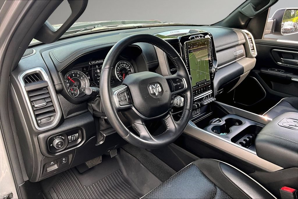 Used 2021 RAM 1500 Laramie w/ Sport Appearance Package AWD/4WD image 18
