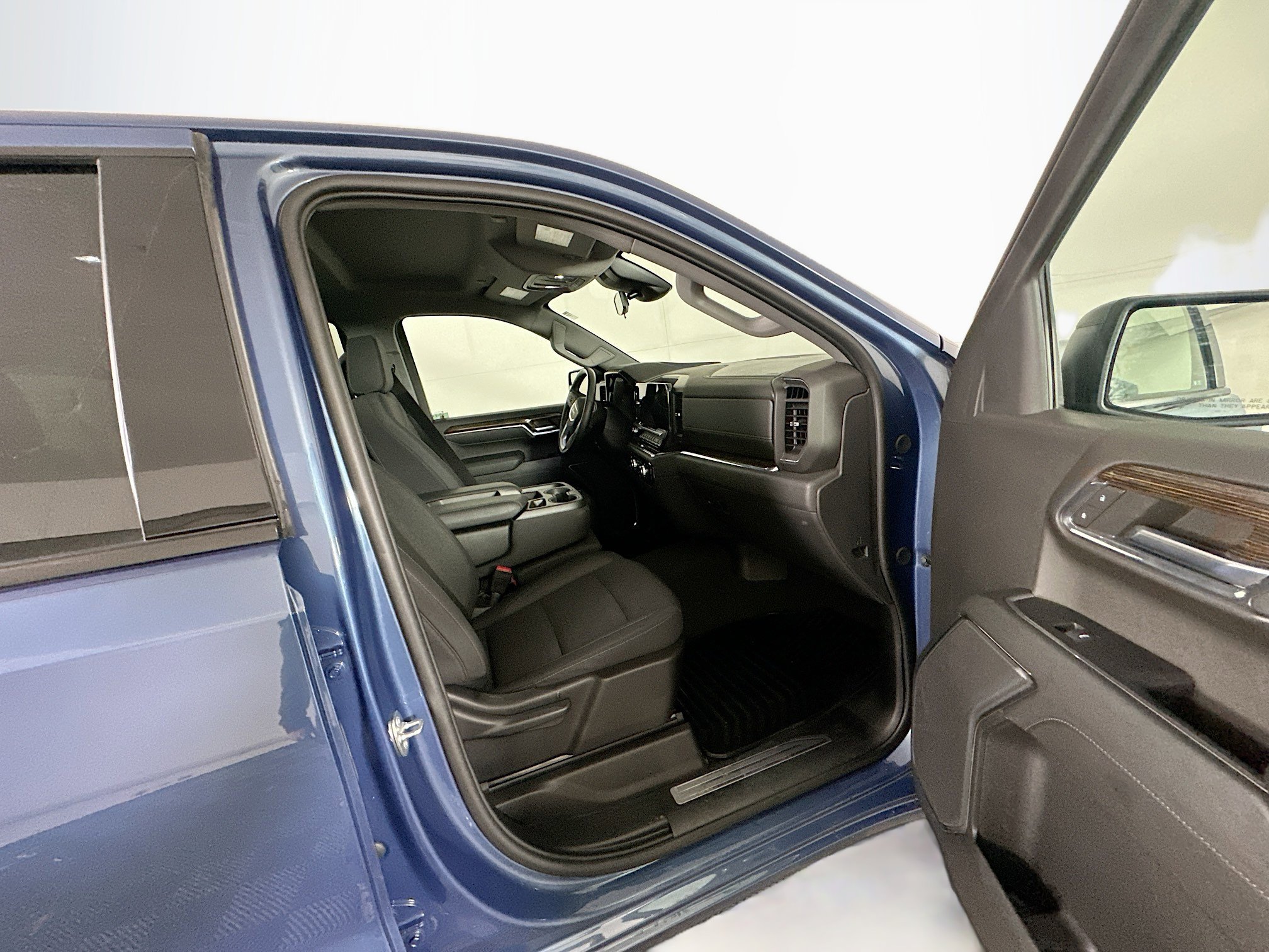 Used 2024 GMC Sierra 1500 Elevation image 29