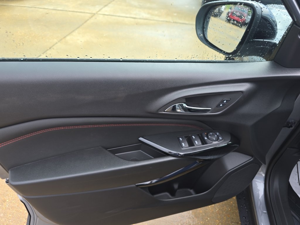 New 2026 Chevrolet Trax RS w/ Driver Confidence Package FWD image 17