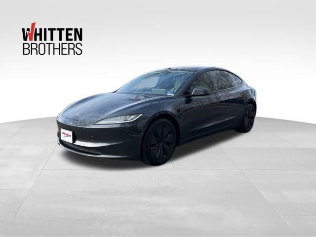 Used 2024 Tesla Model 3 Standard Range image 1